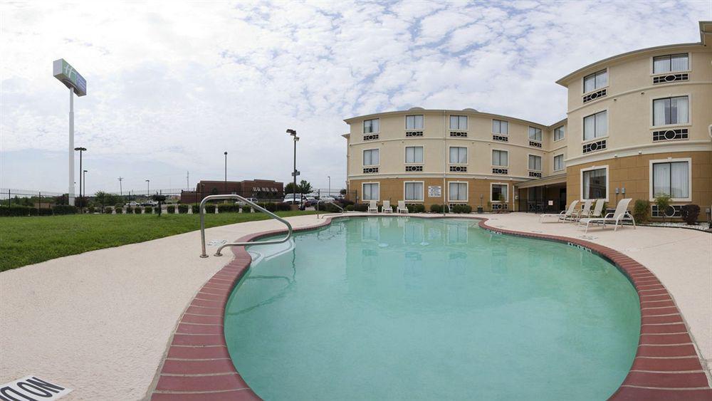 Holiday Inn Express Hotel & Suites Mount Pleasant By Ihg Extérieur photo