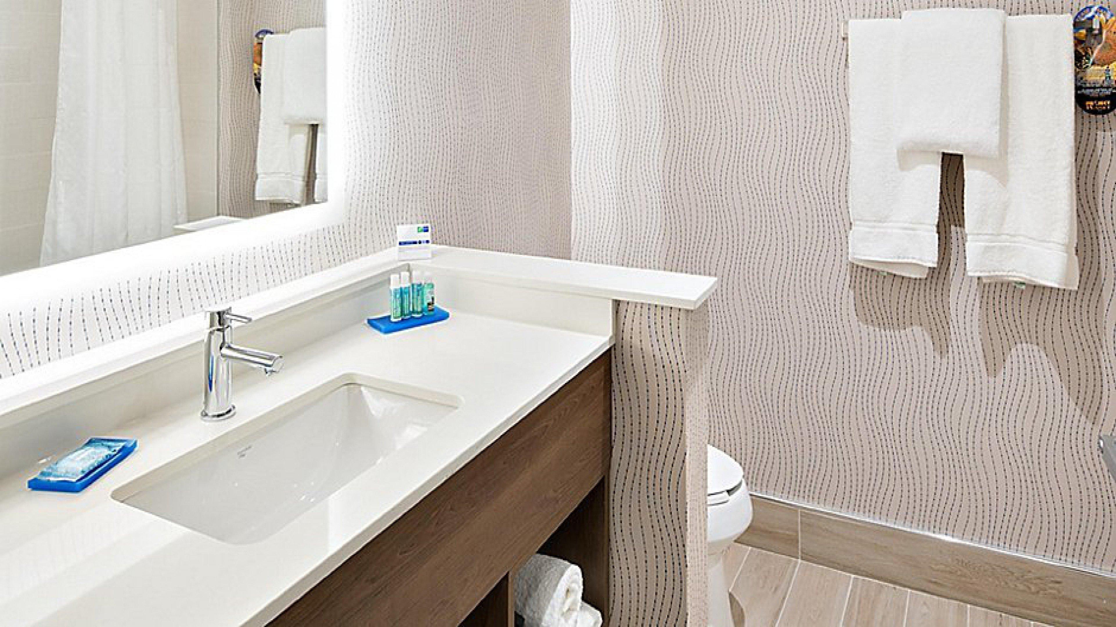 Holiday Inn Express Hotel & Suites Mount Pleasant By Ihg Extérieur photo
